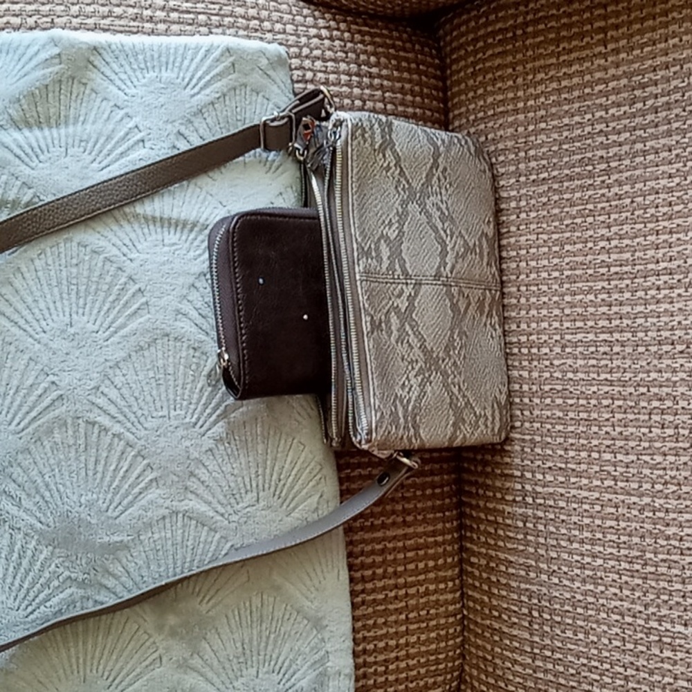 Jeweli purse and wallet